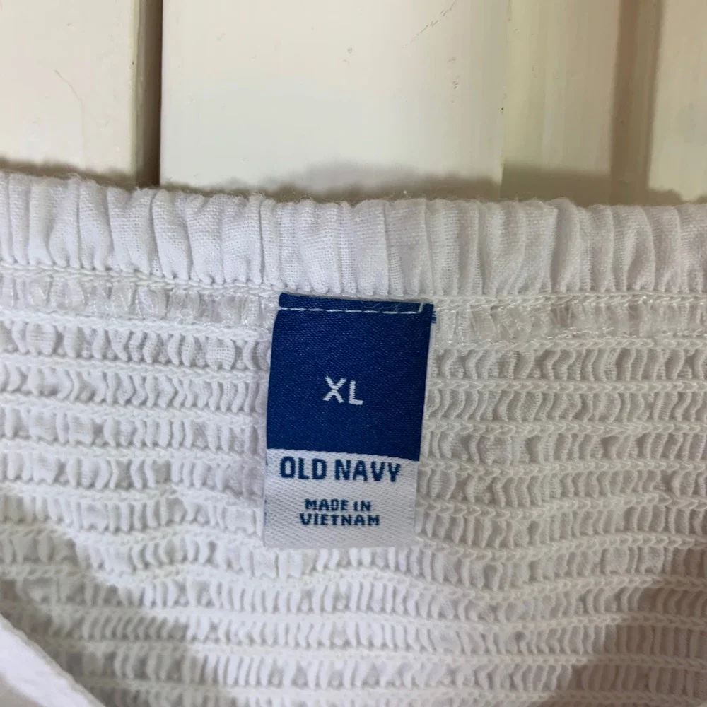 Old Navy Women XL White Seersucker Puff Sleeve Babydoll Top Square Neck Cottage